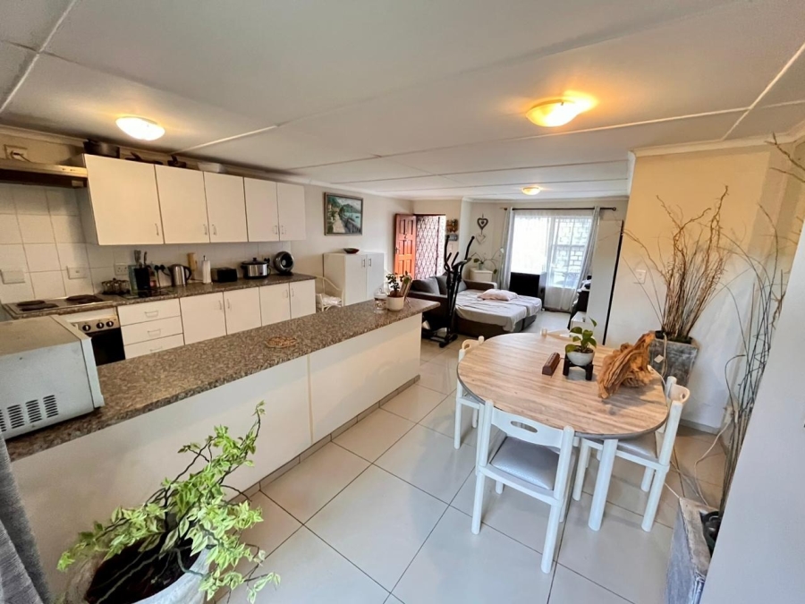 2 Bedroom Property for Sale in Nahoon Valley Park Eastern Cape